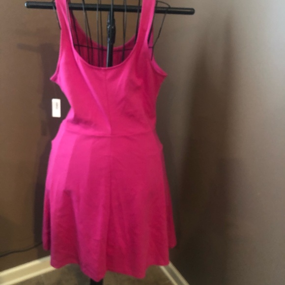 Dress - Picture 3 of 3